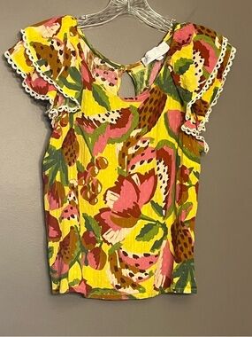 C&C California Yellow Floral Flutter Sleeve Blouse with Pink Accents